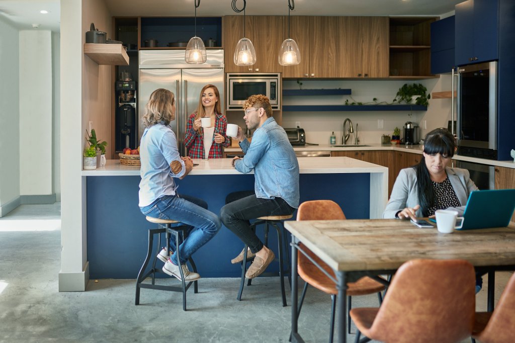 Mit MYWORKSPACE by Lyreco können Unternehmen ihre Büroküche für Mitarbeiter optimal gestalten.